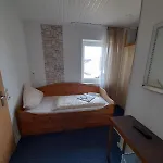 Monteurzimmer Wilhelmshaven Land 公寓